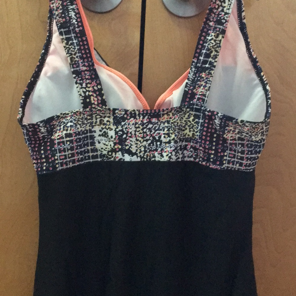 Bathing suit - Picture 2 of 3